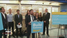 Transportation advocates rally to highlight lack of action on Gateway Tunnel Project
