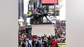 Artist Kehinde Wiley unveils bold sculpture in Times Square