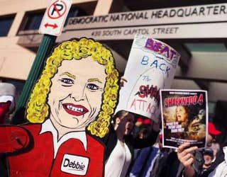 WATCH_Debbie_Wasserman_Schultz_get_booed_0_20160725155200