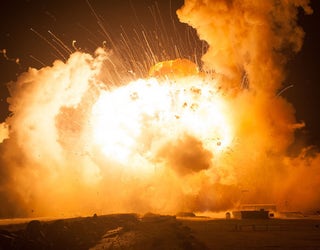 Antares-explosion-01_1446750196013-401385.jpg