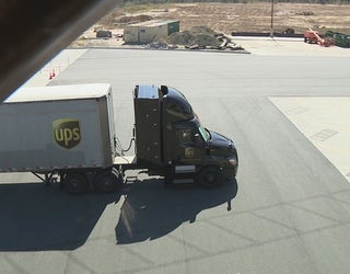 V UPS DRIVER RETIRES NO ACCIDENTS 6A_00.00.10.02_1553860328587.png-404959.jpg