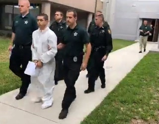 suspect 2_1524259960403.jpg-401385.jpg