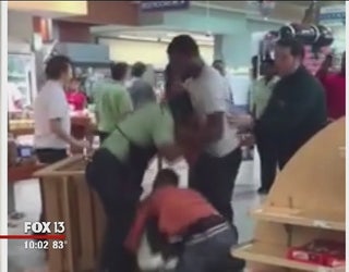 Fight_breaks_out_in_Temple_Terrace_Publi_0_20150924021313-401385