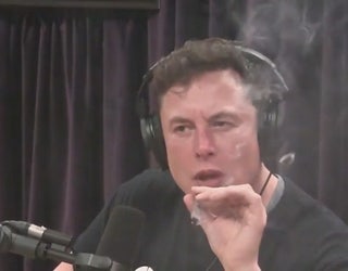Is_Tesla_s_stock_going_up_in_smoke__Elon_0_20180908051248-405538