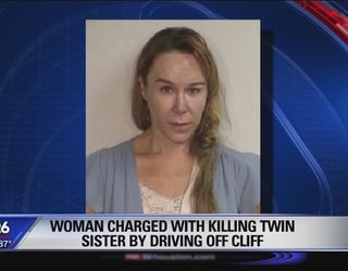 Twin_sisters__bickering_relationship_end_1_20160608223423-408795