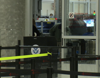V TSA SPRING BREAK TIPS 5P_00.00.44.19_1489527031466-404959.png