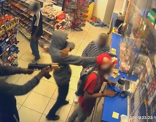 VL NW ATL ARMED ROBBERIES 6P_00.00.01.22_1539035791826.png-404959.jpg