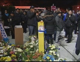 Vigil_for_hero_cop_0_20161108032006