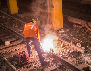 amtrakrepairs1_1495747323775.jpg