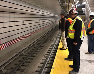 cuomosubway4_1481572779092.jpg