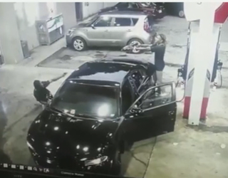 P WILD GAS STATION SHOOTOUT 5P _00.00.40.29_1472093900310-404959.png
