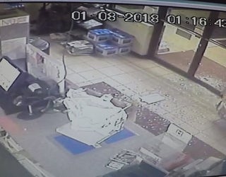 P SERIAL BURGLAR_CONVENIENCE STORES 6P_WAGA28c3_146.mxf_00.00.10.20_1516414667657.png-404959.jpg