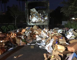 garbagetruck1_1486649184227-408200.jpg