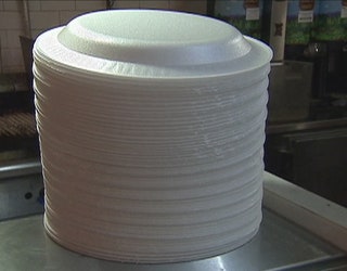 FOX5NY_FOAM_CONTAINER_BAN_2_092215