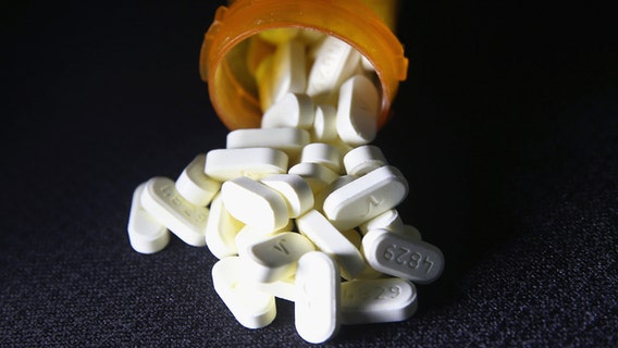New York judge sets opioid crisis trial for January