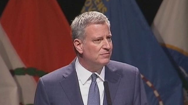 NYC mayor pushes for tax on the 1 percent to fund subway fix