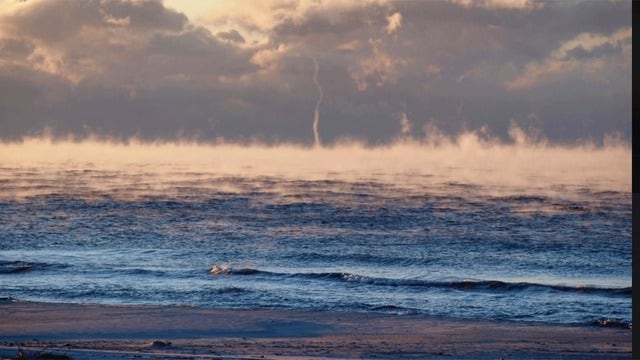 Dead woman found on Long Island beach