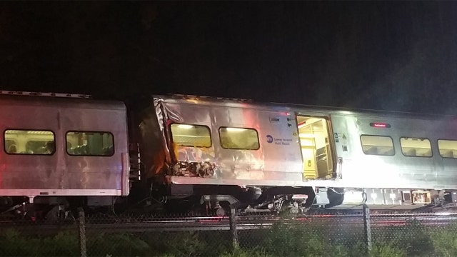 Full service restored on LIRR after derailment