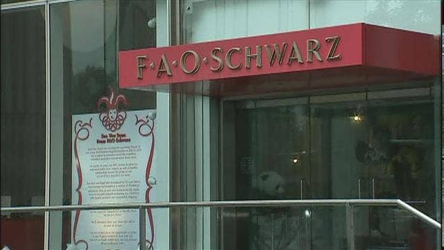 FAO Schwarz to return - but inside Bon-Ton stores