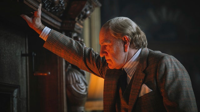 Ridley Scott cuts Kevin Spacey from finished movie