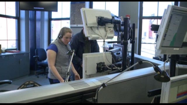 Woman calls 911 over pizza problem