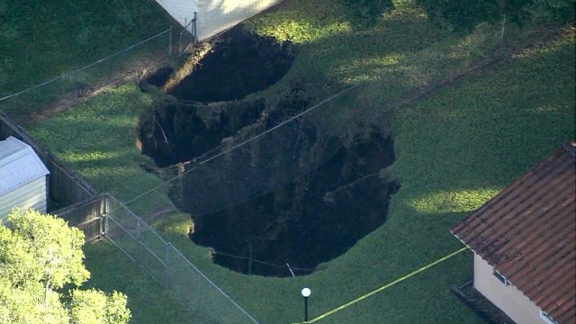 Fence added to Seffner sinkhole after teens get too close