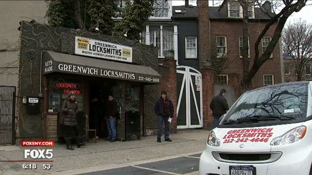 'Tiny New York' explores small things in the big city