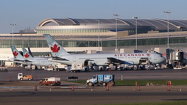 Woman describes waking up ‘all alone' on ‘pitch black' Air Canada plane after crew disembarked