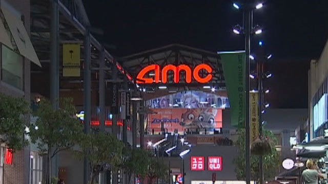 AMC Theatres says no to texting at their movies