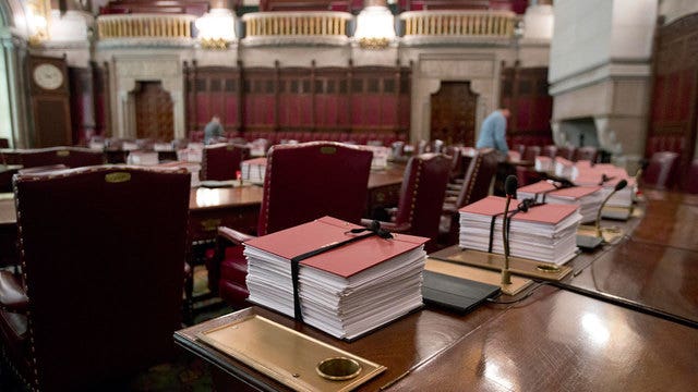 Cuomo, Senate leader trade barbs as NY session end nears