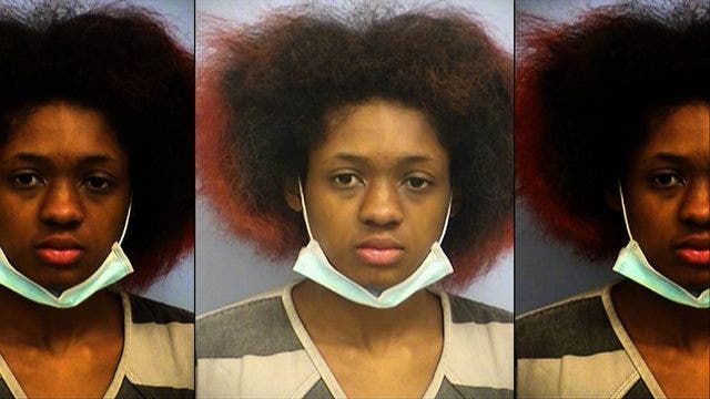 Woman fatally shoots boyfriend while posing for Snapchat photo, police say