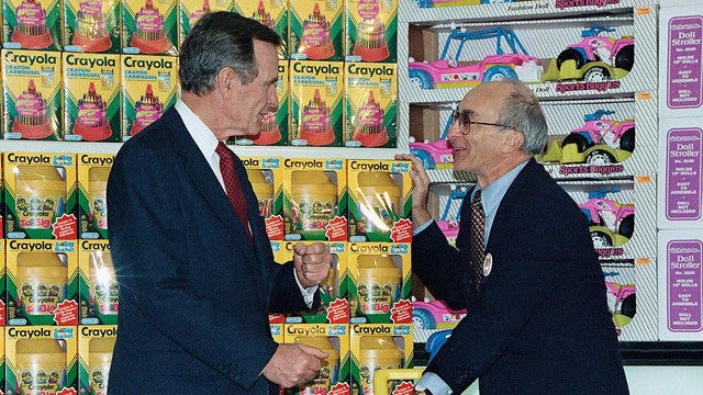 Toys R Us founder Charles Lazarus dies