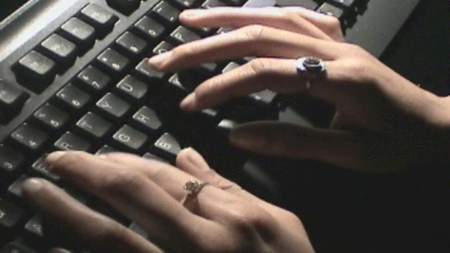 Money-maximizing strategies for Cyber Monday shoppers