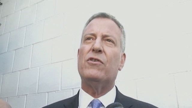 De Blasios strapped for cash, take out loan, report says