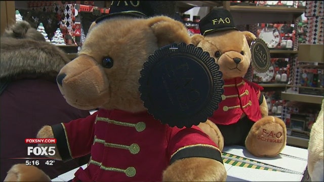 FAO Schwarz toy store returns to New York