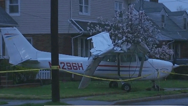 Small plane crashes on Long Island