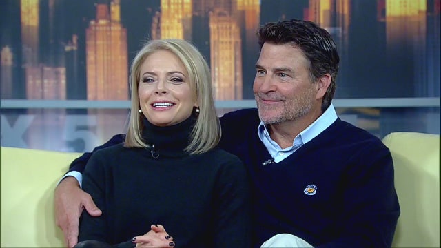 Faith Ford, Ted McGinley get cozy on the couch