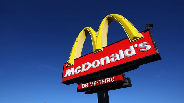 Boy calls 911 to place McDonald's order and police deliver
