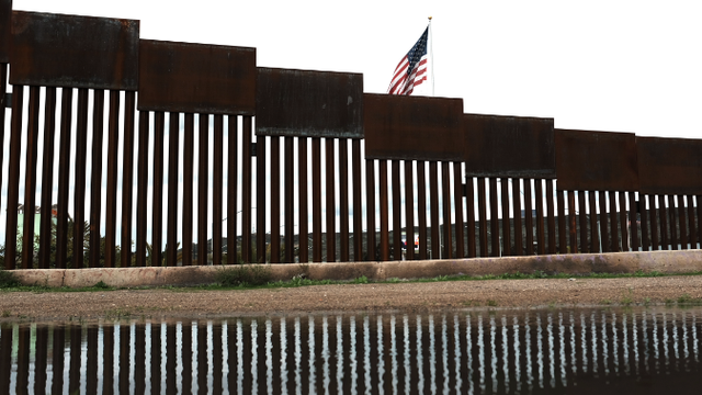Three babies born at U.S. border in New Mexico