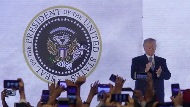 Eagle with golf clubs? Altered seal at Trump speech