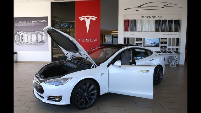 Tesla's record net loss in 1st quarter, fast-burn through is raising questions