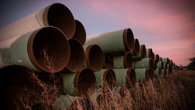Federal judge blocks construction of Keystone XL pipeline