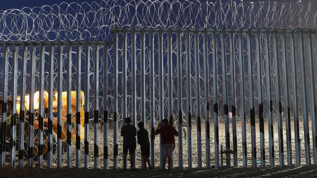 Nearly $1B in contracts awarded for border fence sections