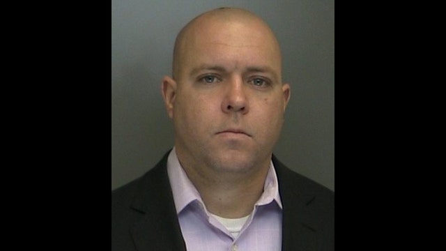 Off-duty cop accused of pointing gun at women