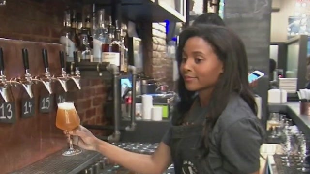 New craft beer bar in Harlem draws crowds