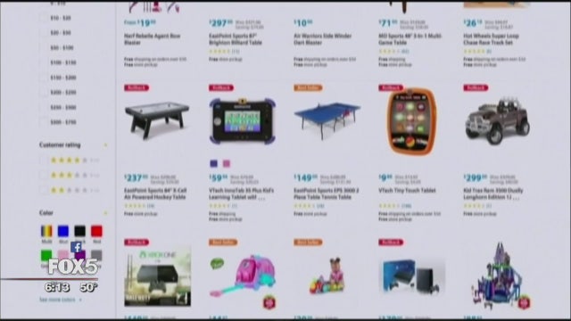 4 ways to save money on holiday shopping