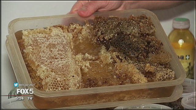 Could eating local honey ease seasonal allergies?