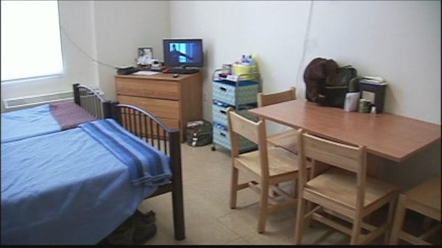 Busloads of undocumented immigrants are being sent to NYC, mayor says