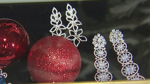 You can rent elegant jewelry for that special occasion