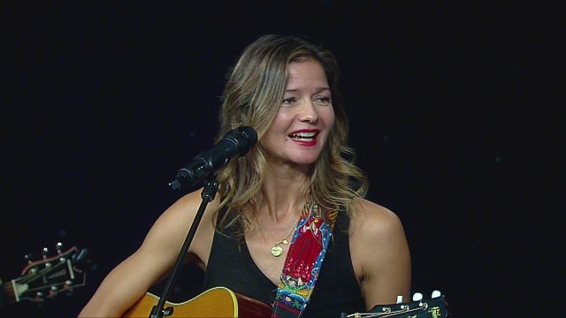 Jill Hennessy performs 'I Do'